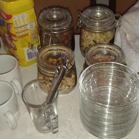 提凡酒店及餐厅 维拉尼 外观 照片