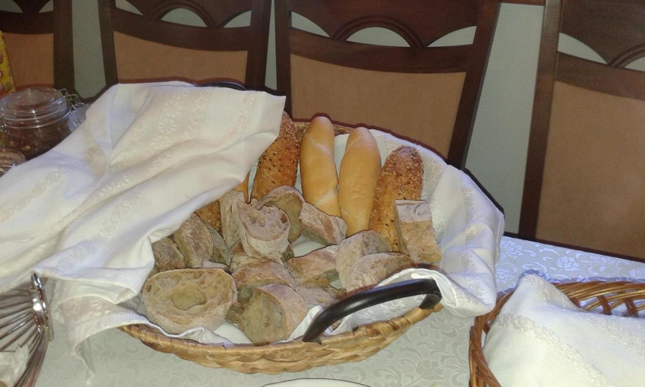 提凡酒店及餐厅 维拉尼 外观 照片